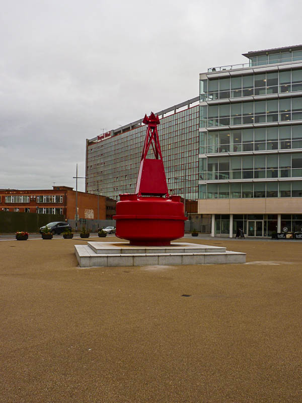 Belfast_2013_around Titanic Museum