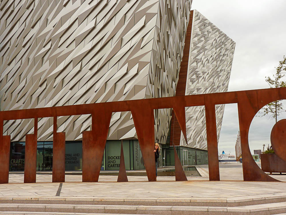 Belfast_2013_around Titanic Museum